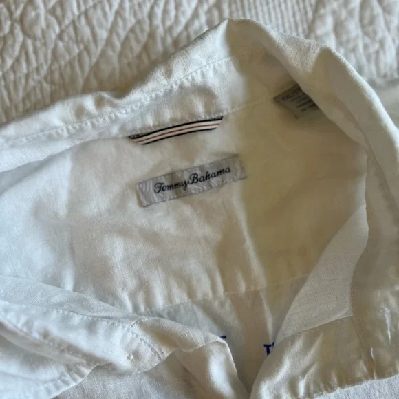 Tommy Bahama long sleeve shirt - Picture 2 of 3